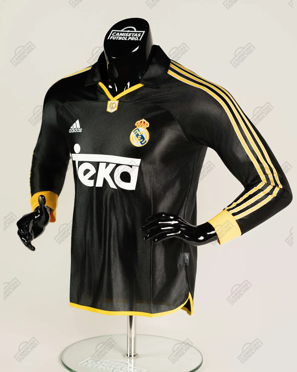 Real Madrid CF · 2000 · 1ª equipación · manga larga