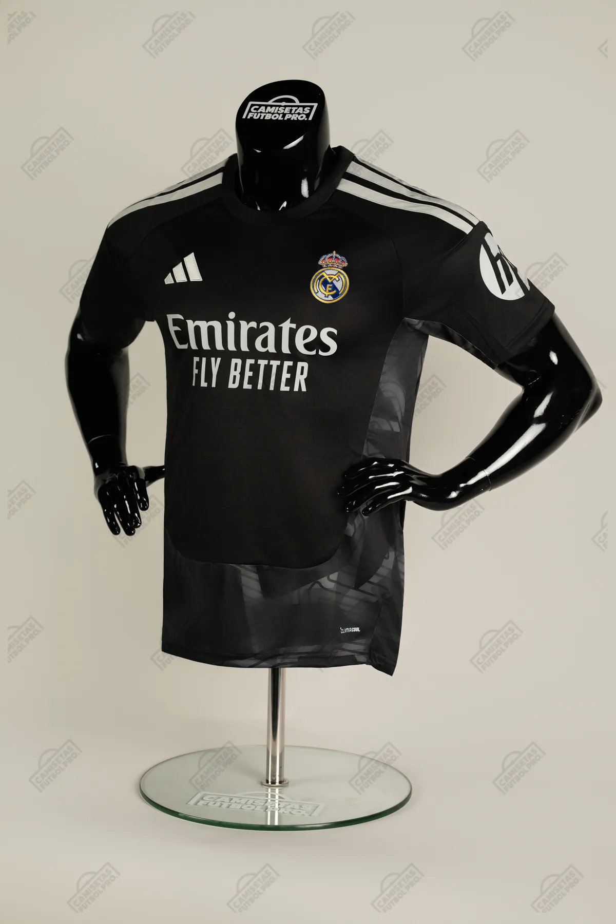 Real Madrid CF · 2026/27 · Portero 1ª