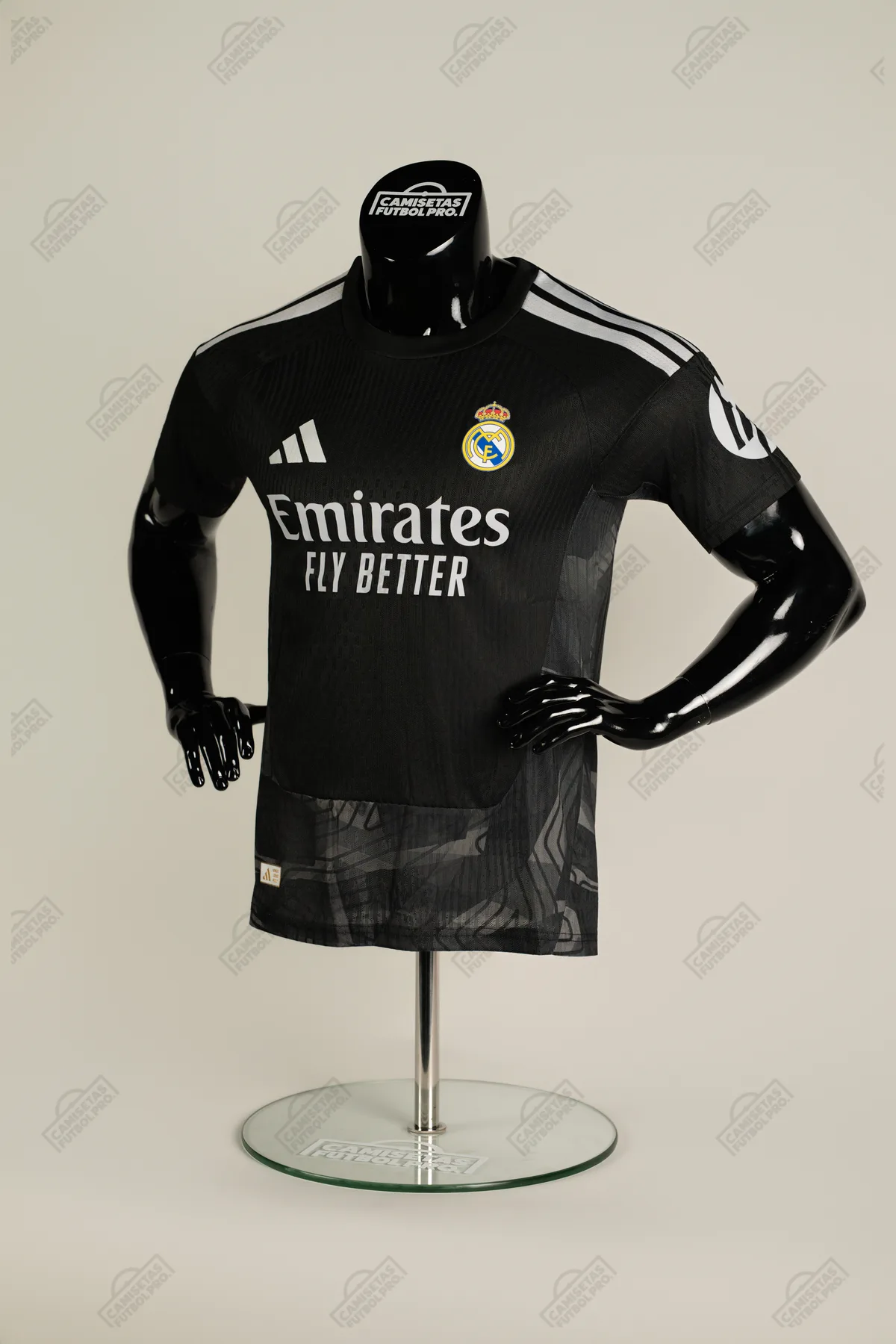 Real Madrid CF · 2026/27 · Portero 1ª · Authentic